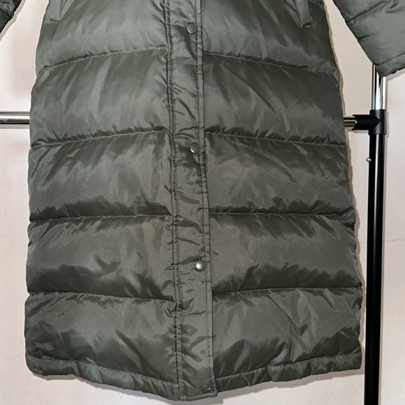 UFS Inc. Peanuts Snoopy *RARE* Women’s Embroidered Down Puffer Coat Jacket - Picture 5 of 16